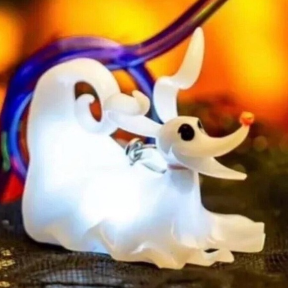 DISNEY  THE NIGHTMARE BEFORE CHRISTMAS ZERO LIGHT UP STRAW - Picture 2 of 6